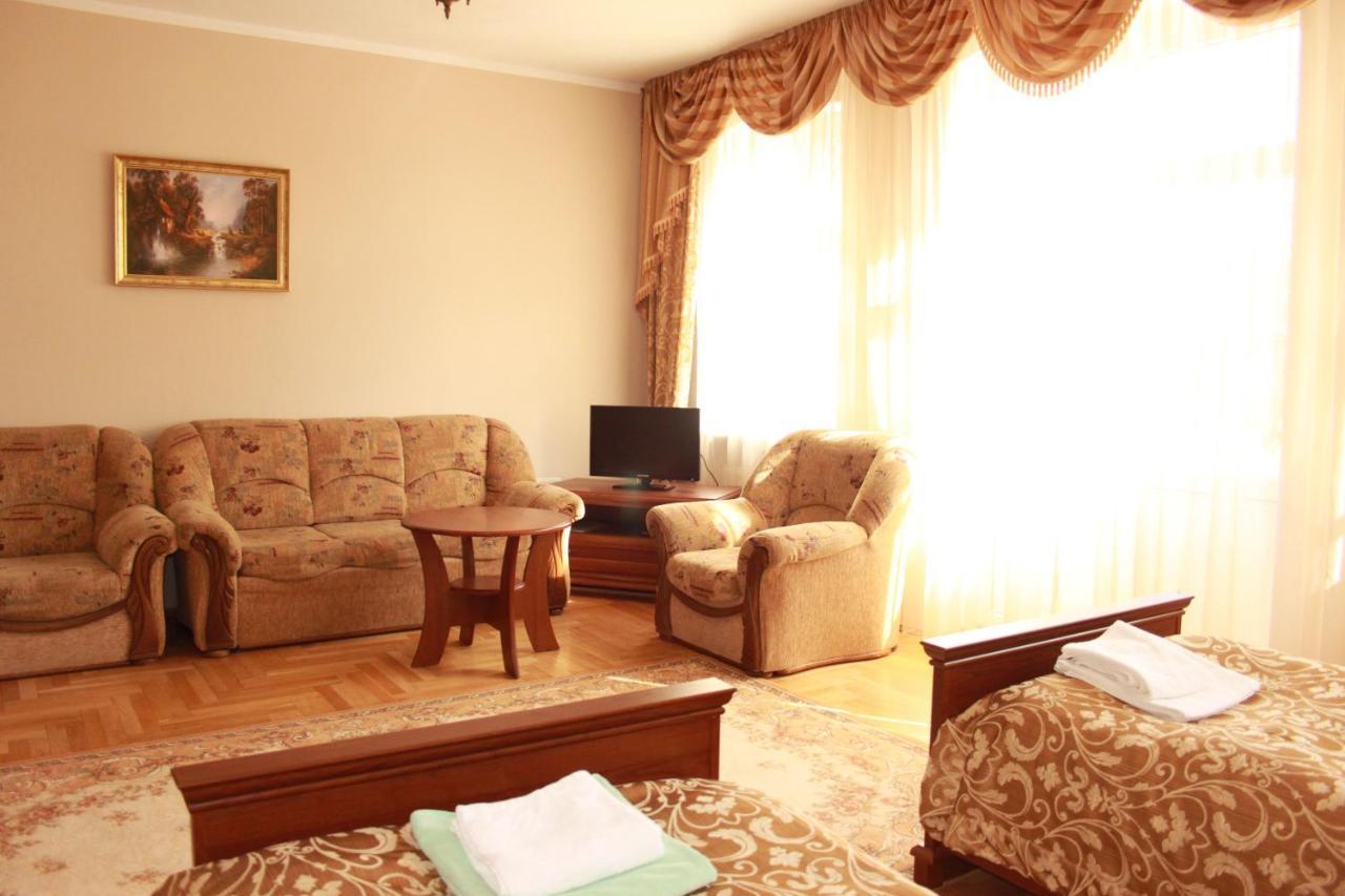 Palac W Nosowie Nosowo Bagian luar foto