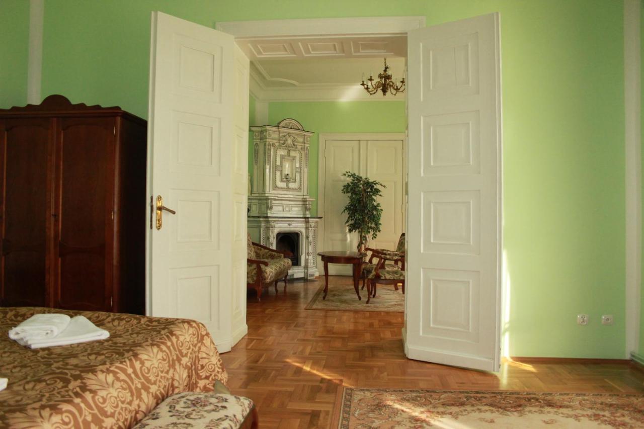 Palac W Nosowie Nosowo Bagian luar foto